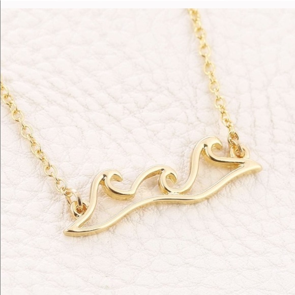 Ocean Wave Necklace Gold Tone Beach Boho Style - Picture 6 of 7